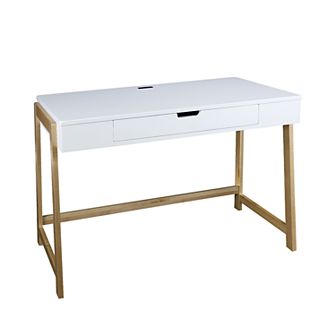 American Trails Charging Smart Desk