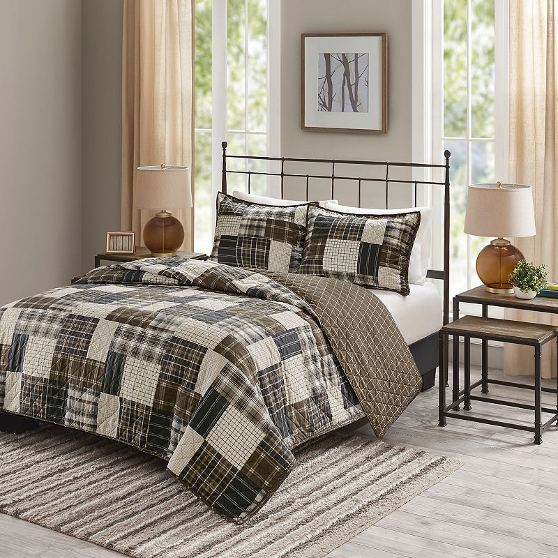 Madison Park Heavenly 3-Piece Reversible Printed Patchwork Quilt Set with S