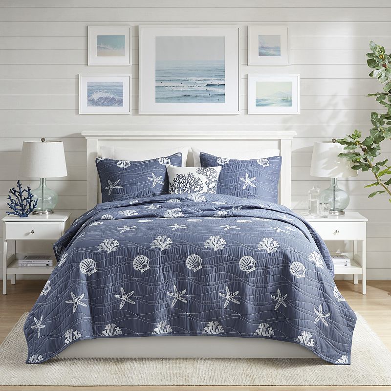 Harbor House Seaside 4-Piece Coastal Cotton Quilt Set with Shams and Throw 