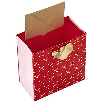Hallmark Signature Medium Valentine's Day Gift Bag with Tissue Paper (Heart Banner)
