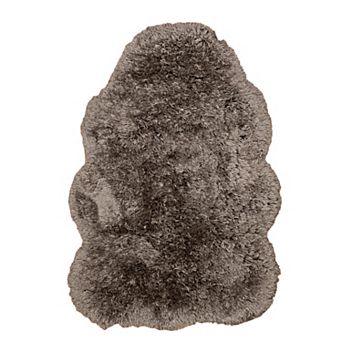 Linon Faux Lambskin Shag Rug - 3'6'' x 5'6''