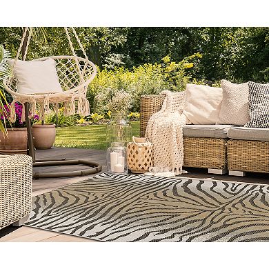 Liora Manne Carmel Zebra Pattern Indoor Outdoor Rug