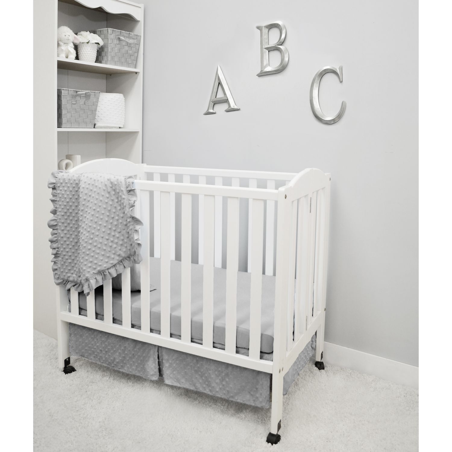 portable mini crib bedding set