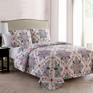 VCNY Wyndham Quilt Set