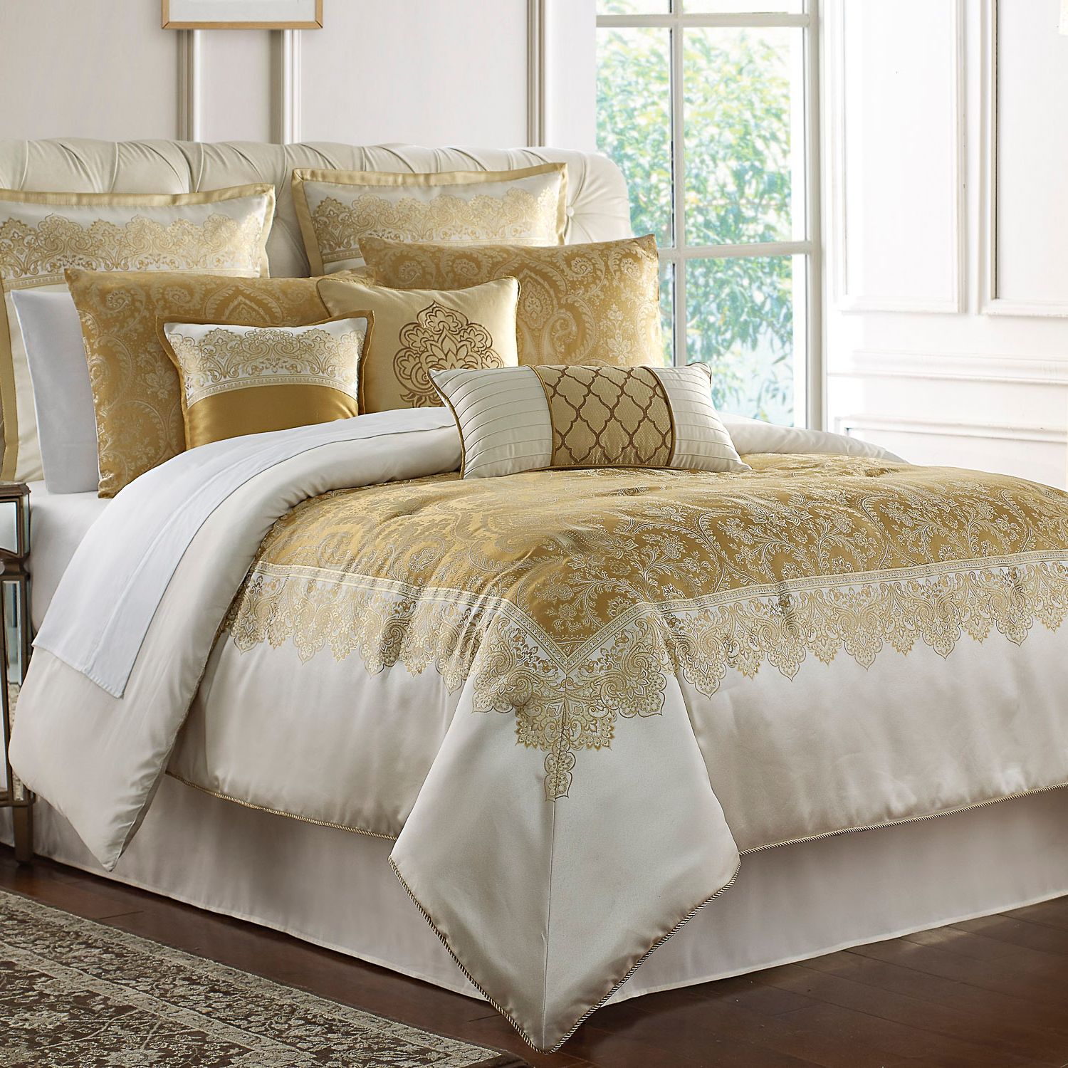 Marquis By Waterford Russell Comforter Set