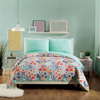 Makers Collective Elizabeth Olwen Mayflower Quilt Set