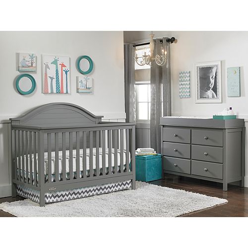 FisherPrice Liam 4in1 Convertible Crib