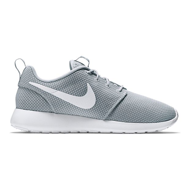 Mucho bien bueno Renacimiento calcio Nike Roshe One Men's Sneakers