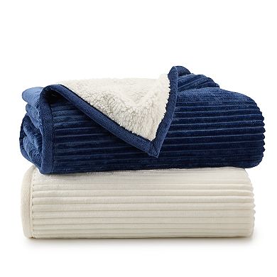 Cuddl Duds Plush Sherpa Throw