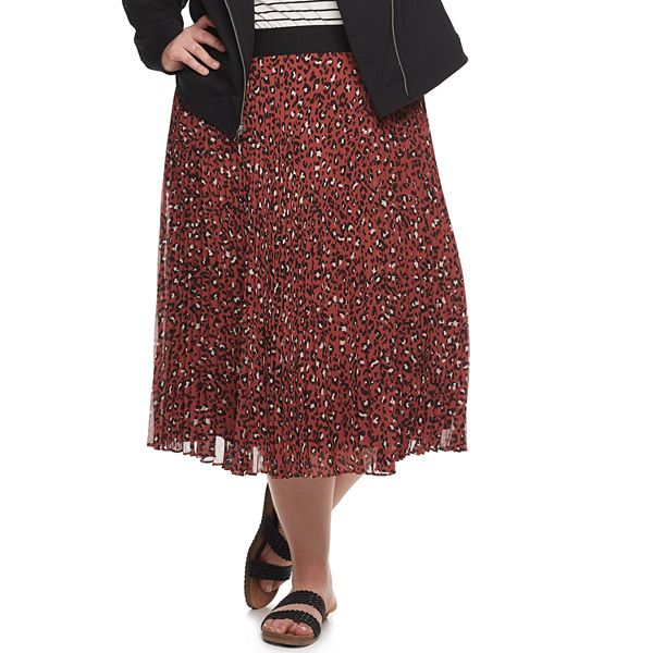 Plus Size EVRI™ Pleated Print Skirt