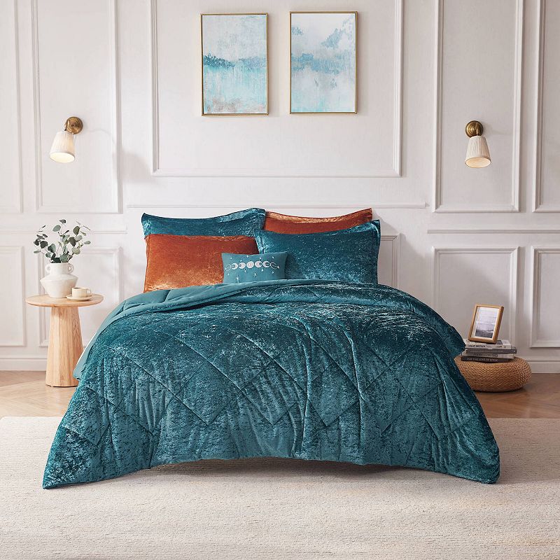 Intelligent Design Isabel Velvet Comforter Set with Throw Pillow, Blue, Ful