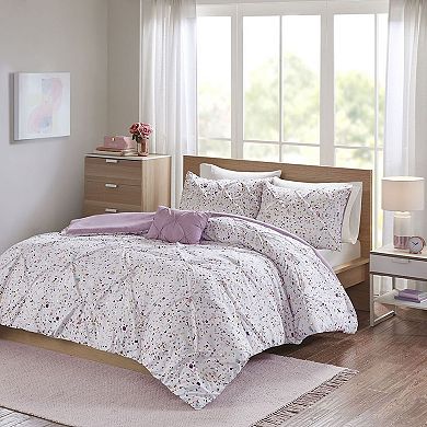 Intelligent Design Lara Metallic Printed and Pintucked Duvet Cover Set with Coordinating Pillow