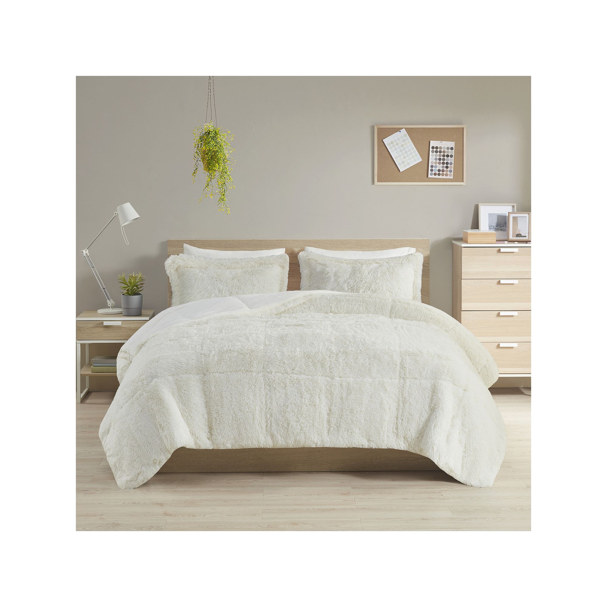 Intelligent Design Malea Shaggy Faux Fur Comforter Set, Ivory