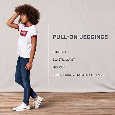 Levi's pull hotsell