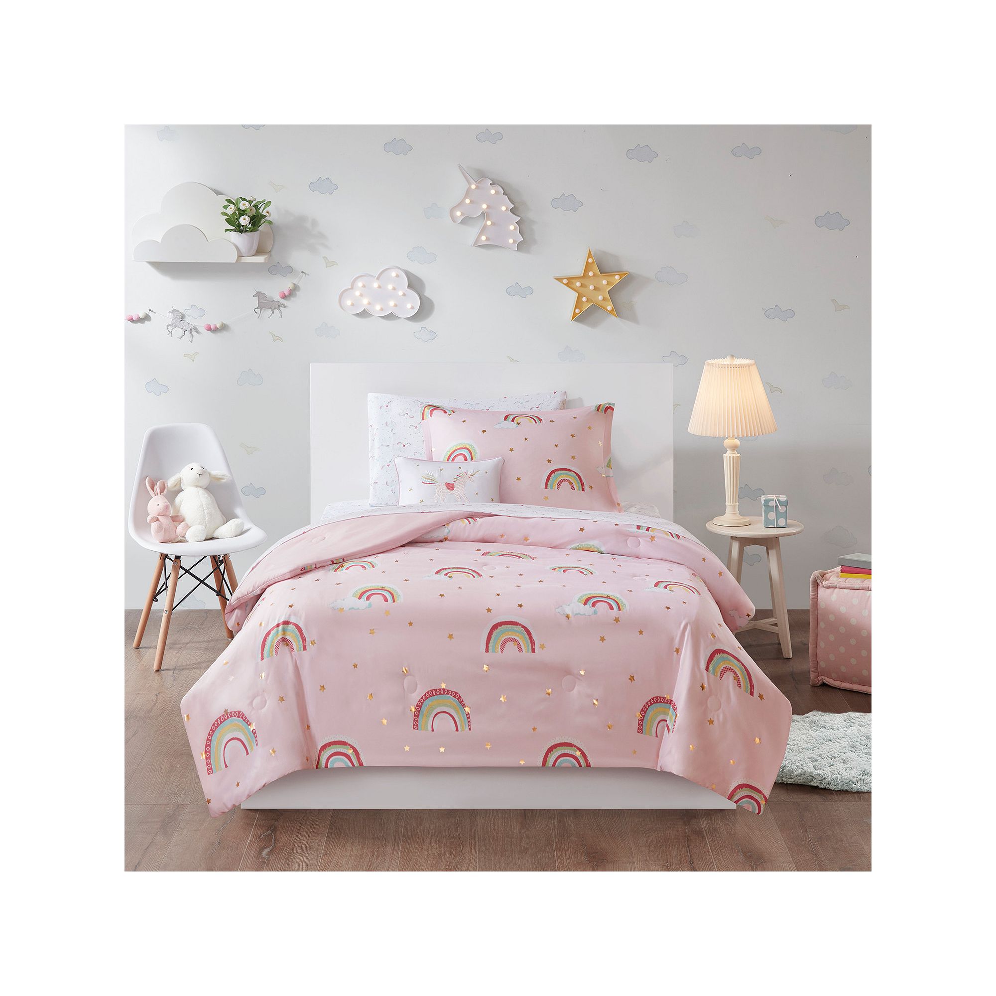 Intelligent Design Mia Rainbow and Metallic Stars Comforter Set with Bed Sh