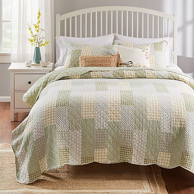 Barefoot Bungalow Juniper Quilt Set