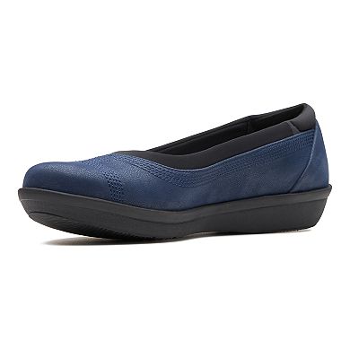 clarks cloudsteppers ayla low women's flats