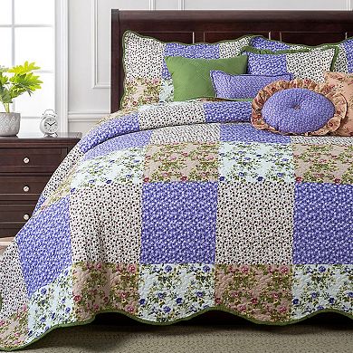 Serenta Patchwork 8-Piece Bedspread and Sham Set