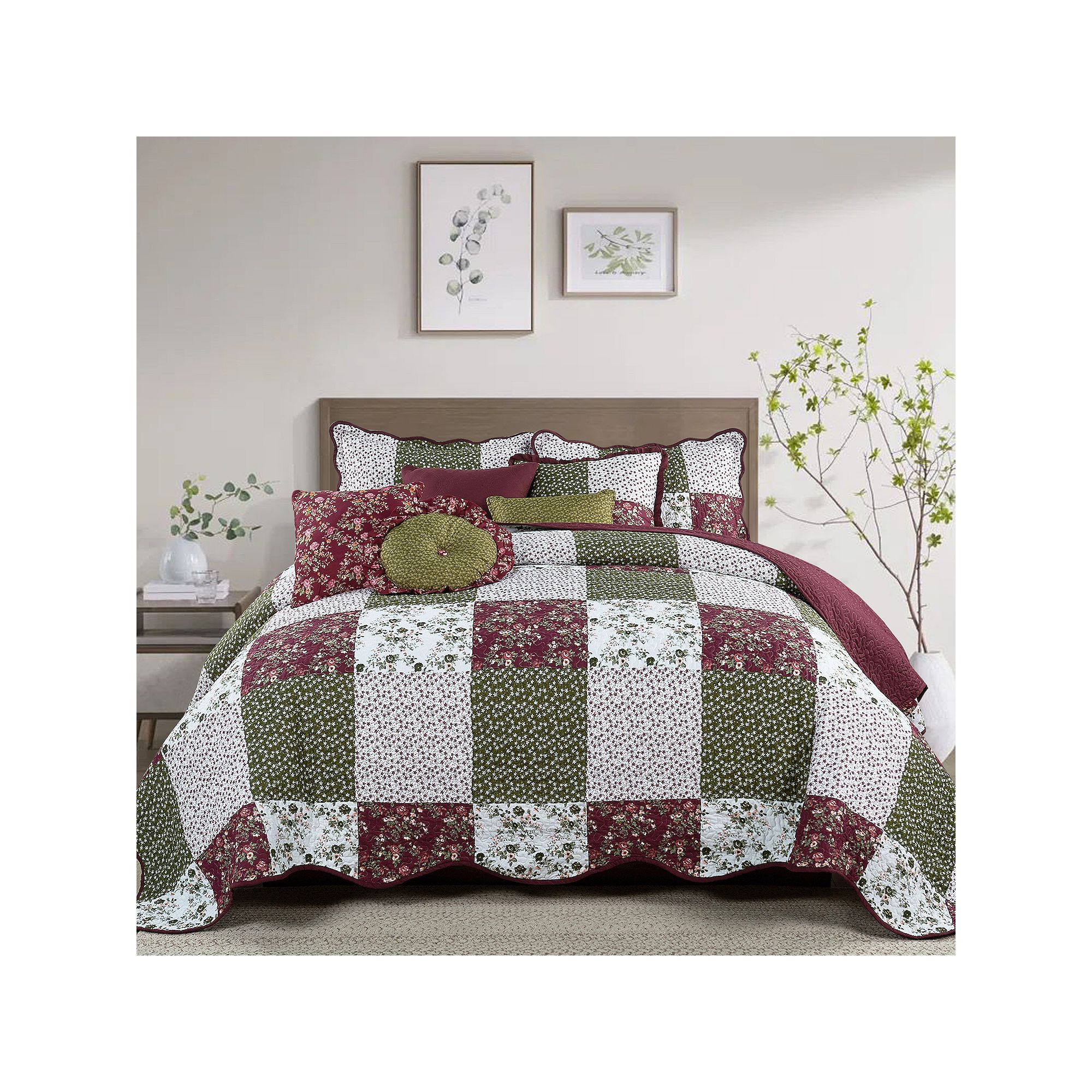 Serenta Patchwork 8-Piece Bedspread and Sham Set, Red