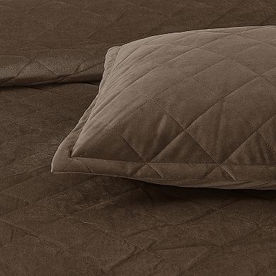 Velvet Carafe Quilted 5-Piece Bed Spread Set