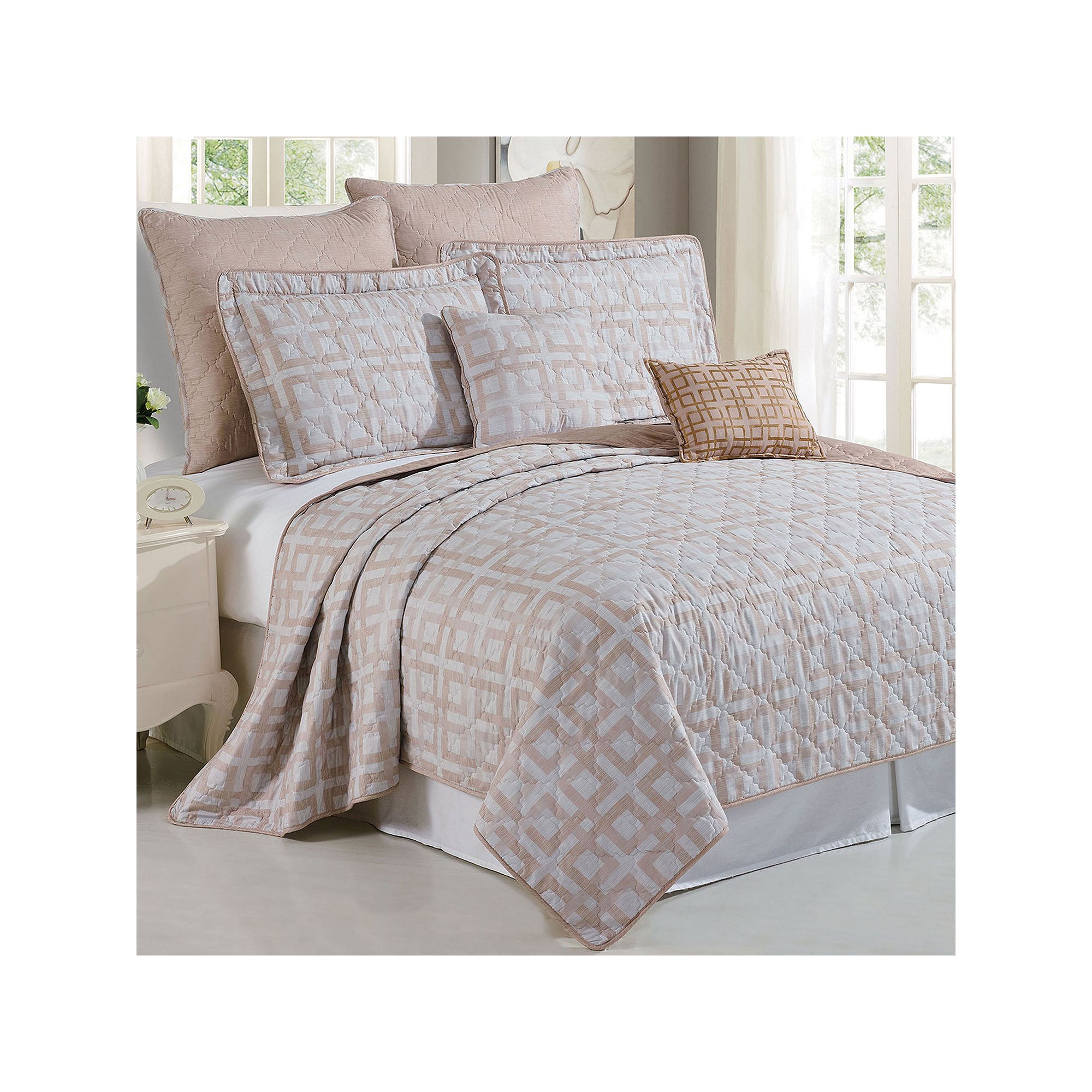 Serenta Austin Geo Coverlet Set