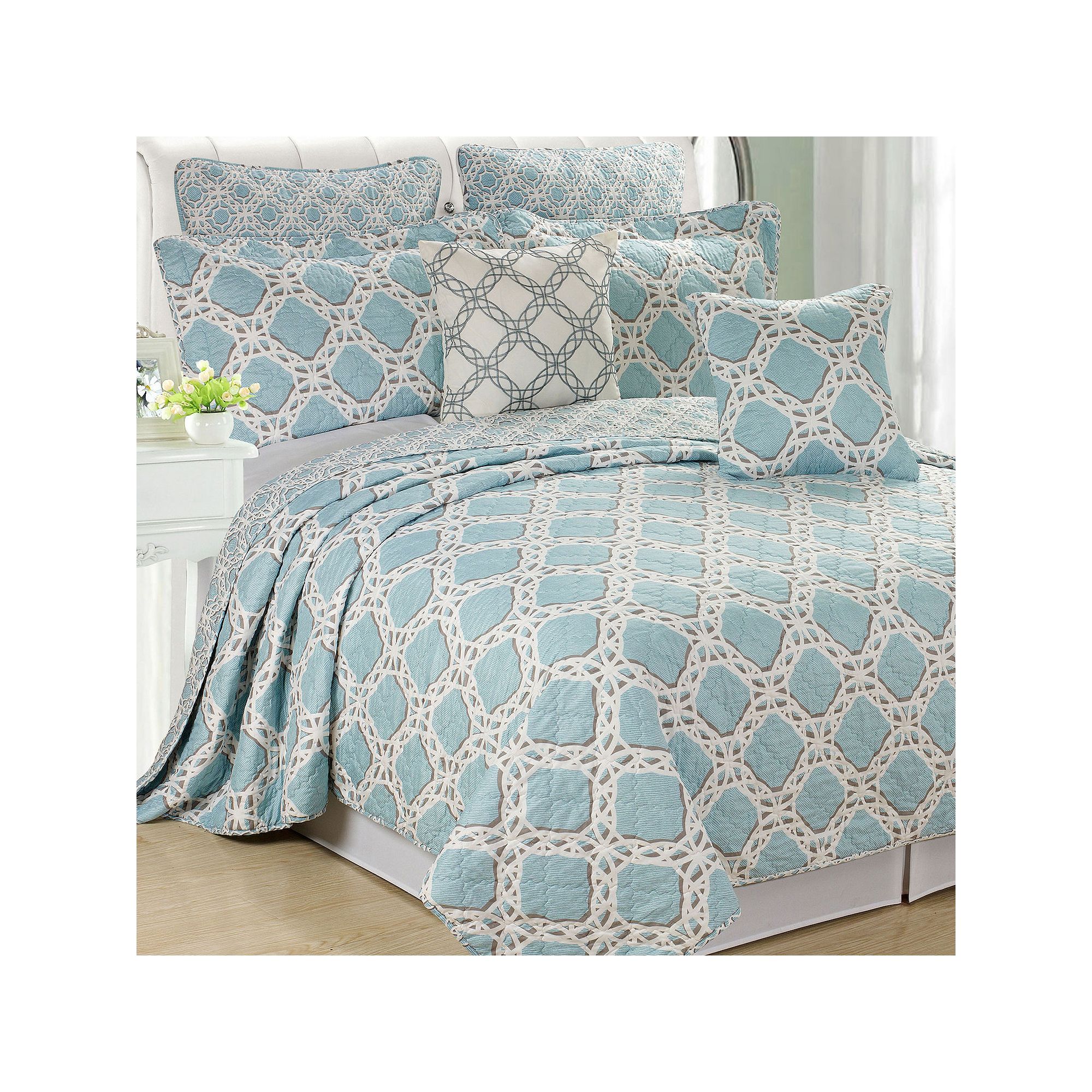 Serenta Monroe 7-Piece Coverlet and Sham Set