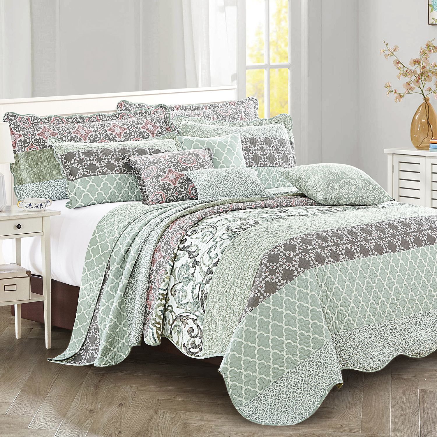 Serenta Royal Scroll Bedspread Set   3736284