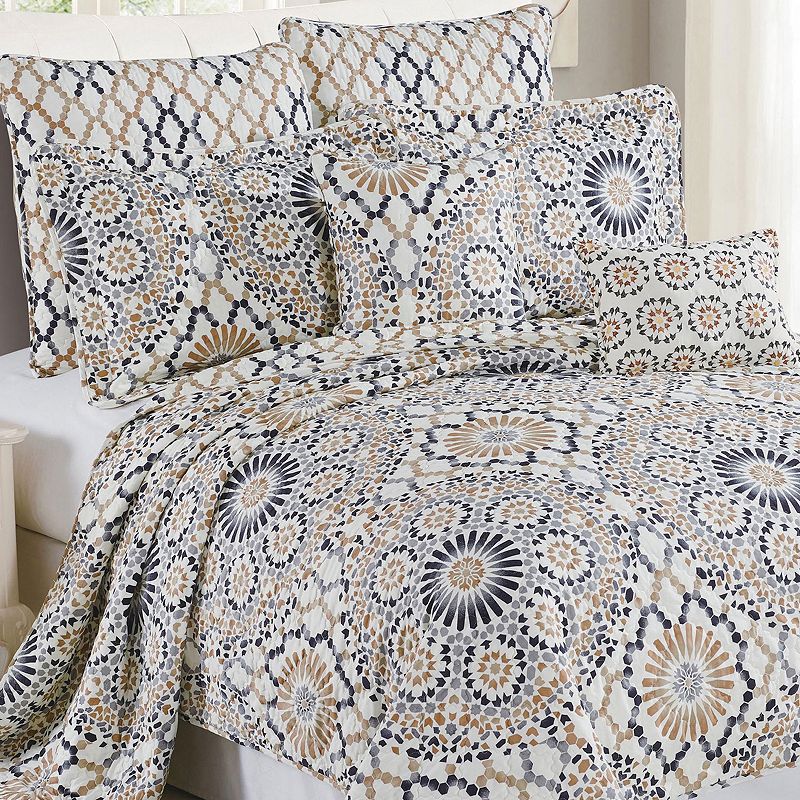 Serenta Tradewinds 7-Piece Coverlet and Sham Set, Multicolor, King