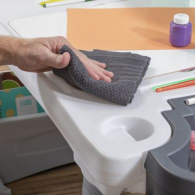 Step 2 Deluxe Creative Projects Kids' Art Desk with Splat Mat