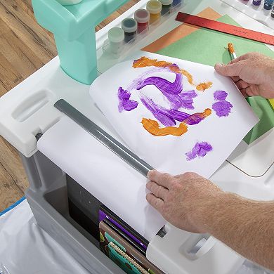 Step 2 Deluxe Creative Projects Kids' Art Desk with Splat Mat