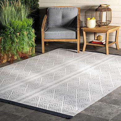 nuLOOM Outdoor Striped Miriam Rug