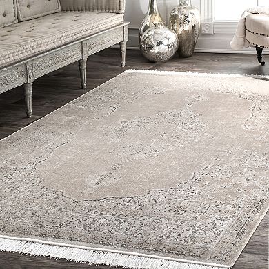 nuLOOM Vintage Medallion Cantrell Fringe Rug