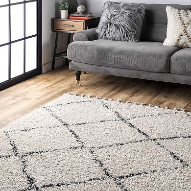 nuLOOM Jessie Moroccan Lattice Tassel Rug