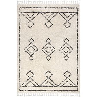 nuLOOM Mackie Moroccan Diamond Tassel Rug