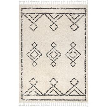 nuLOOM Mackie Moroccan Diamond Tassel Rug