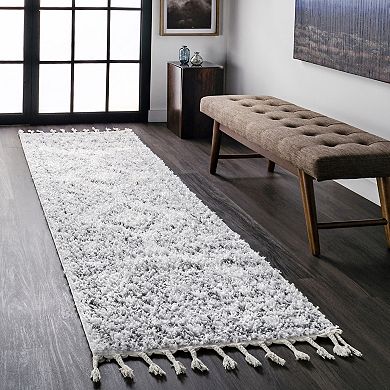 nuLOOM Vasiliki Moroccan Tribal Tassel Rug