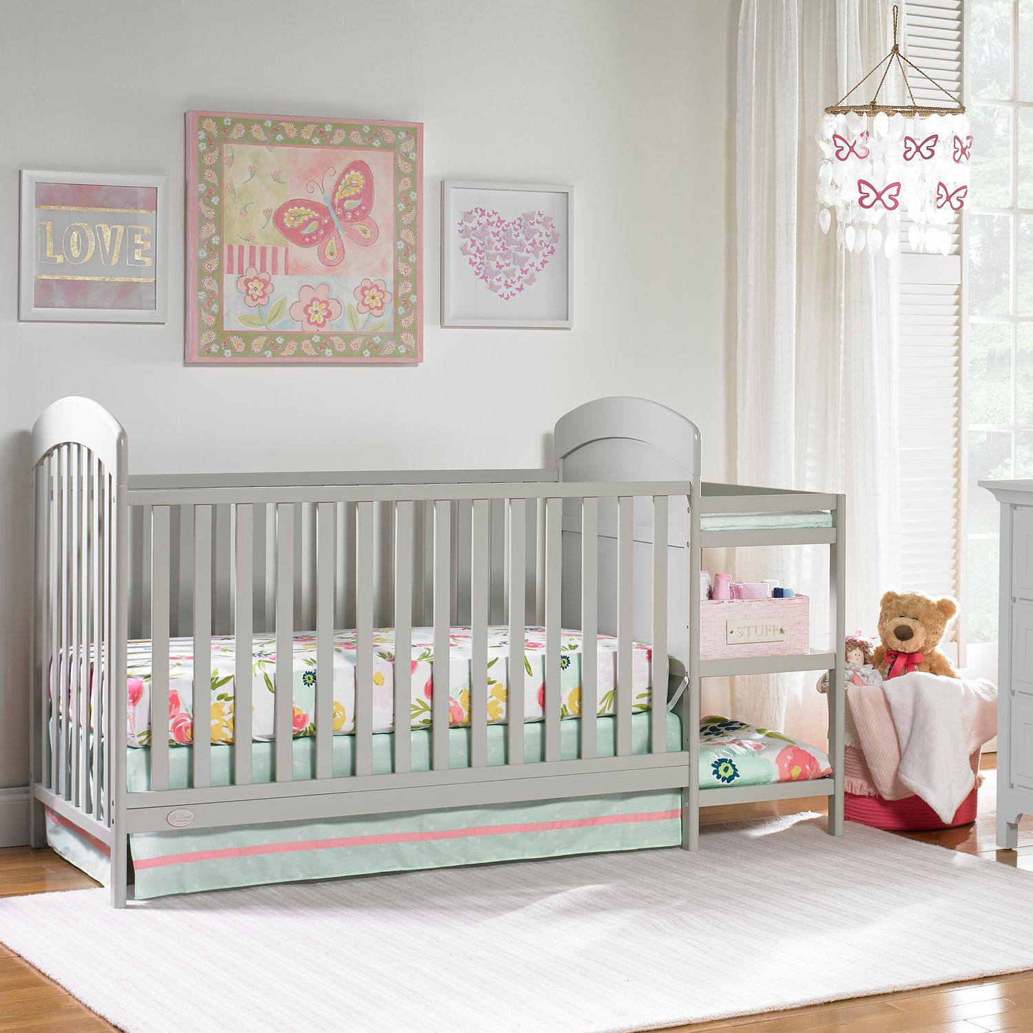 fisher price jaxon island crib in white and natural