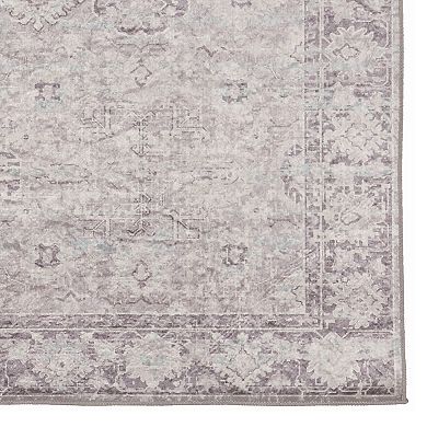 Linon Emerald Distress Diamond Rug