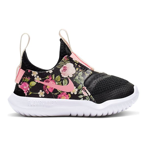 Nike sneakers for toddler girl best sale