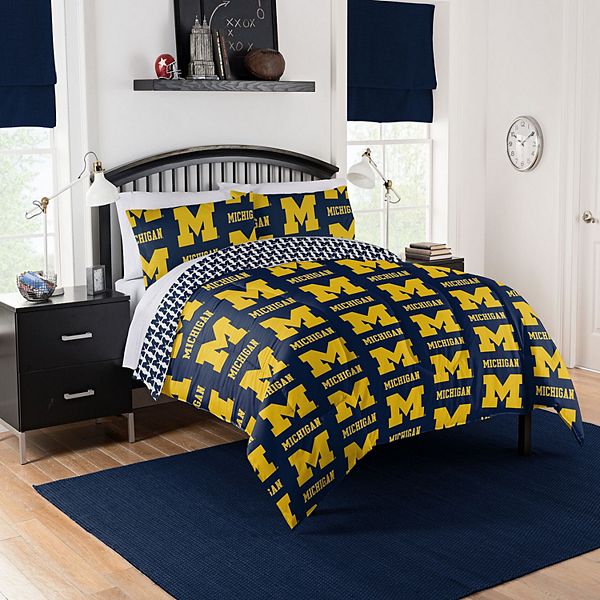 NCAA Michigan Wolverines Full Bedding Set by The Northwest