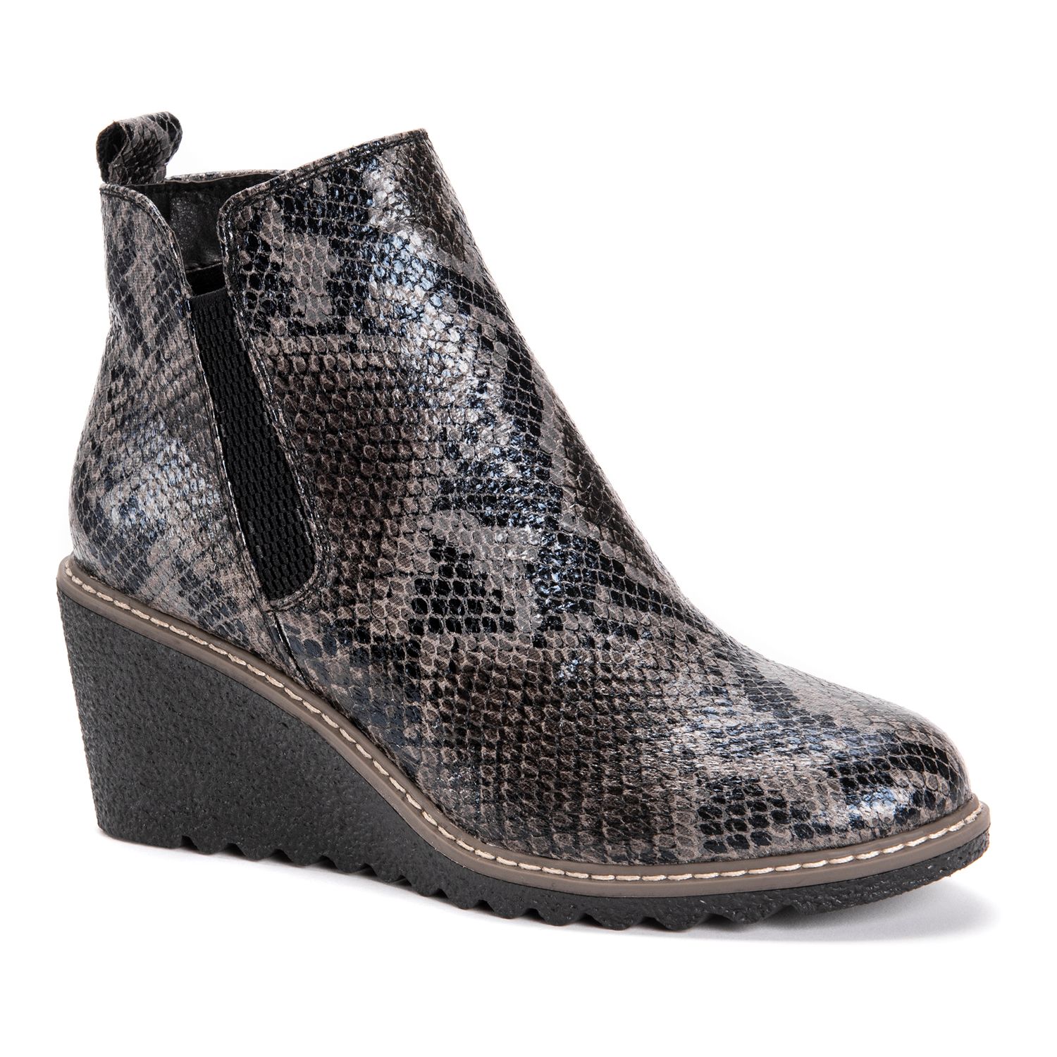 parler wedge bootie