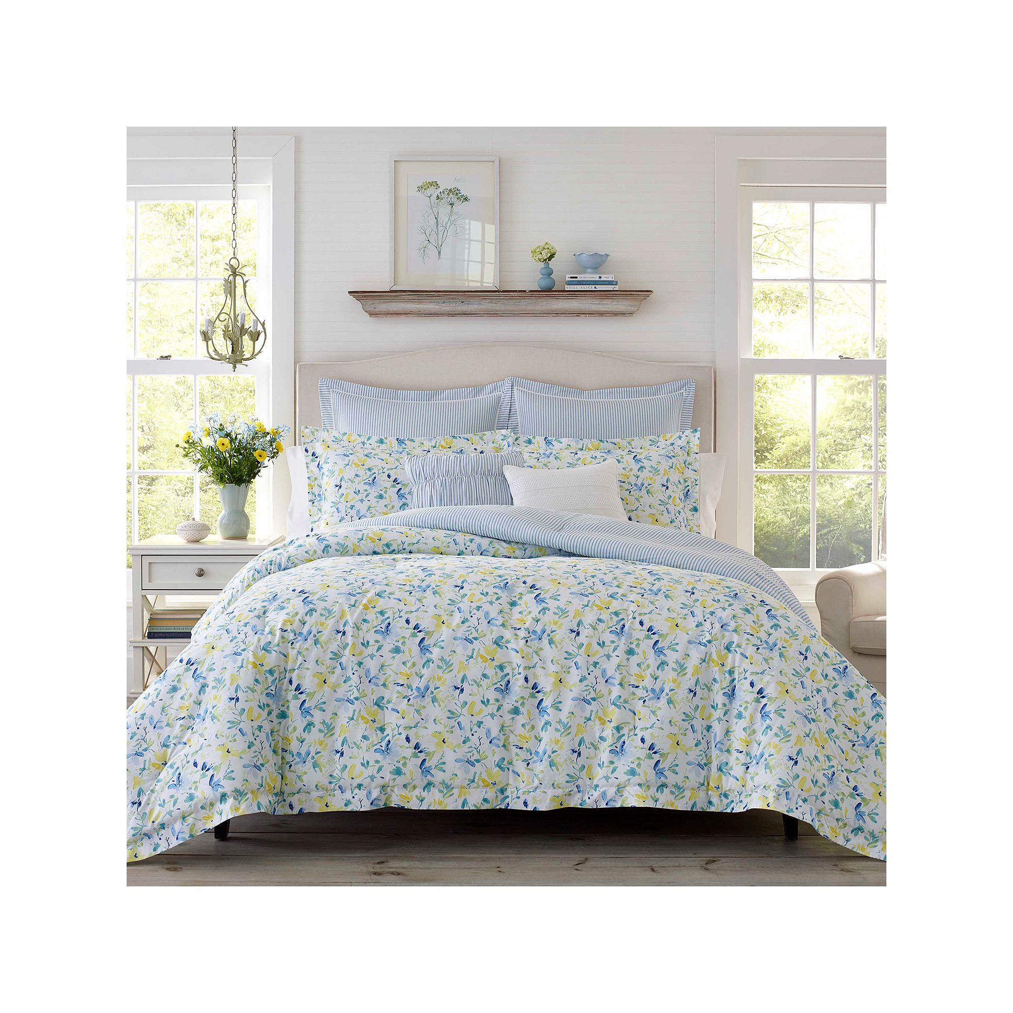 51811231 Laura Ashley Lifestyles Nora 7-Piece Comforter Set sku 51811231