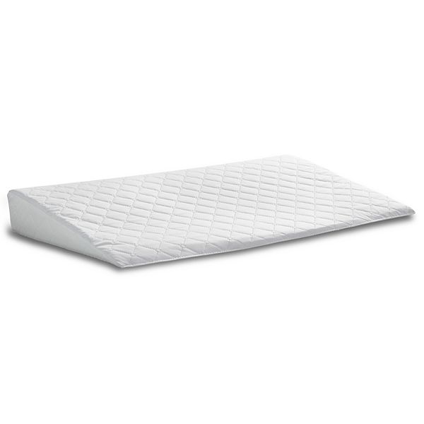 Wedge under bassinet clearance mattress