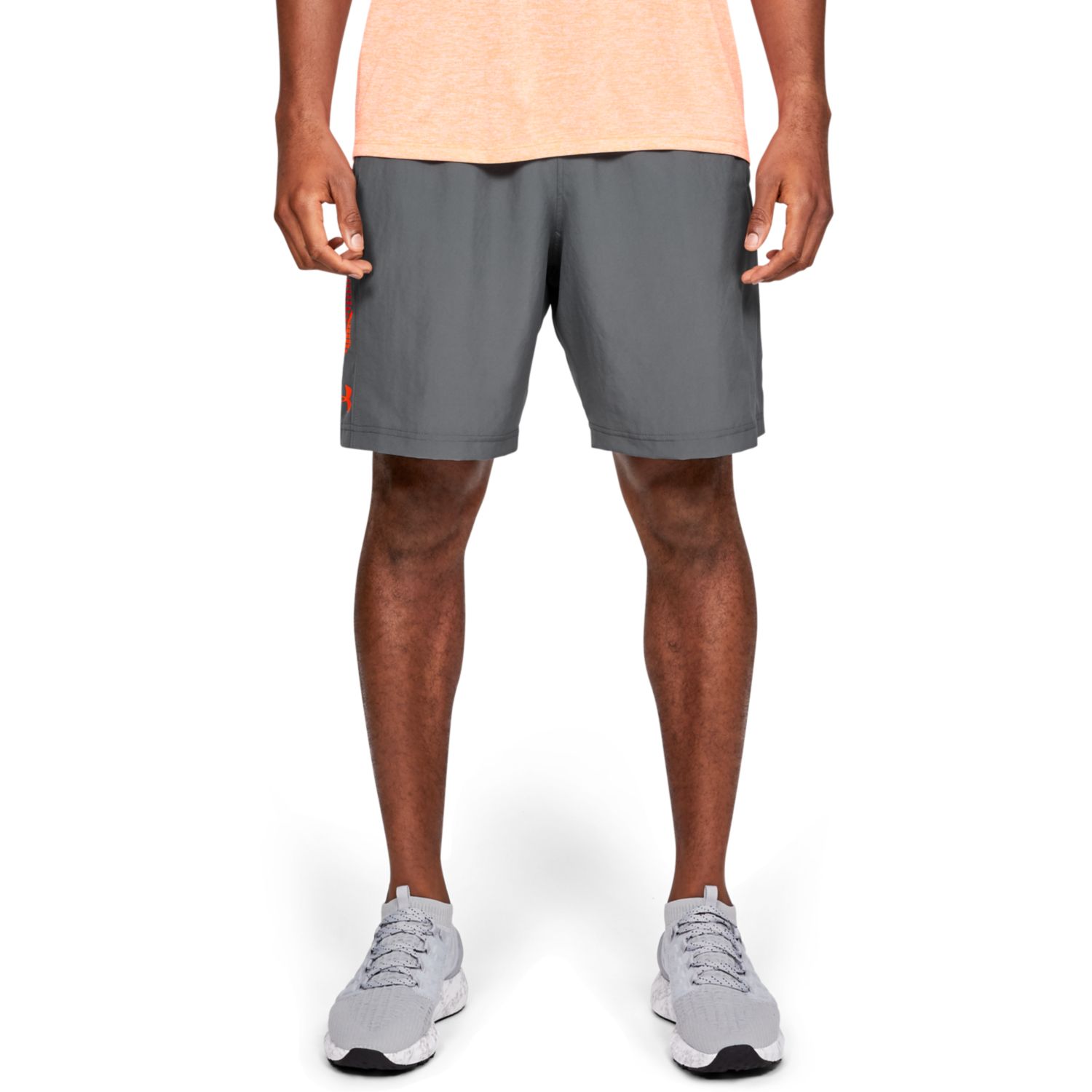 ua woven graphic short