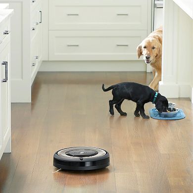 iRobot Roomba e5 Wi-Fi Connected Robotic Vacuum (5176)