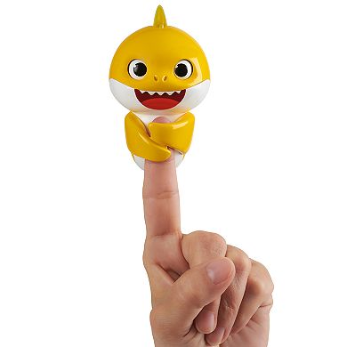 Pinkfong Baby Shark Fingerlings Interactive Toy - By WowWee