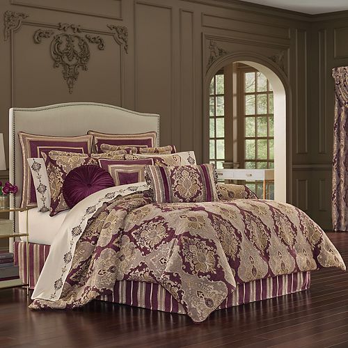 37 West Albina Comforter Set