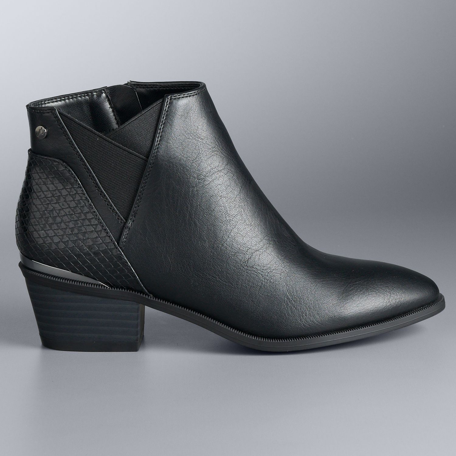 vera wang black ankle boots