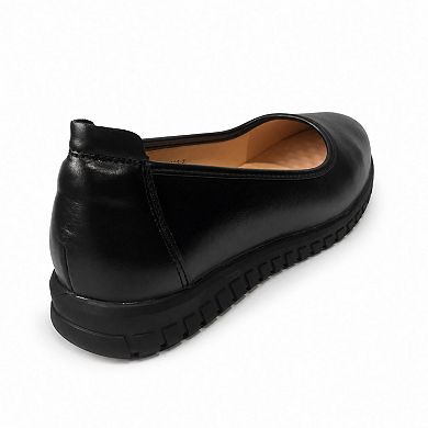 Henry Ferrera Comfort D Women's Flats
