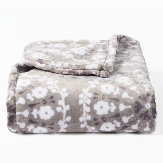 Kohls best sale plush throw